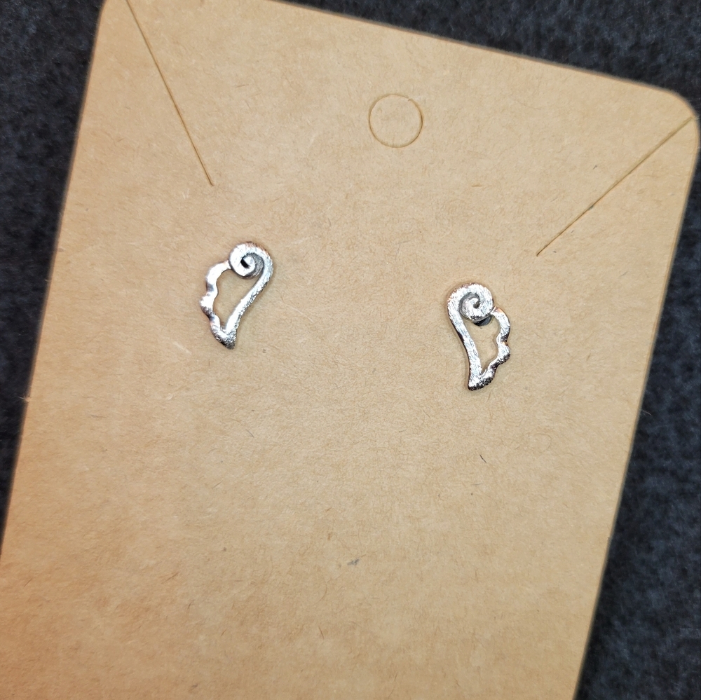 Silver wing stud earrings NWOT